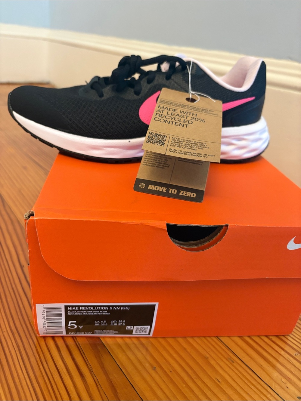 Nike Women's Black with Pink Swoosh Athletic Running Shoes